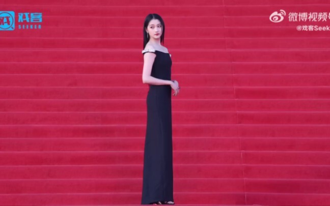 [Guan Xiaotong] Full Red-Carpet Coverage of the 12th Beijing International Film Festival Closing Cer