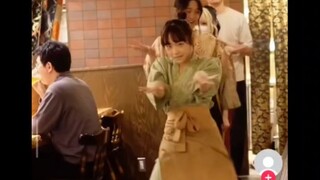 Komentar dari luar negeri: Lagu lokal Tiongkok ala gadis Jepang