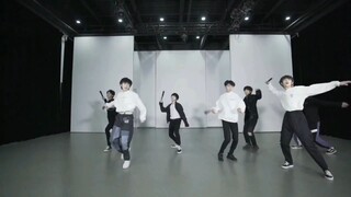 Tarian Ruang Latihan Huo Yuanjia