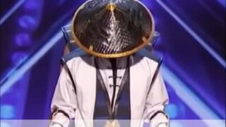America's Got Talent's most amazing robot dance!