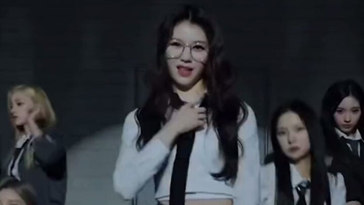 kepler出道曲的可爱编舞，看得出金多娟 真的在很努力地比圆了