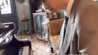 他自由得像个高雅的单身，却把妻子当成了免费的保姆 #夫妻 #家庭 #婚姻