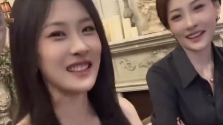 แต่งงานกับน้องสาว พี่สาวกลายเป็นสาวใช้ที่ติดสินสอด และพบรักกับฝาแฝด