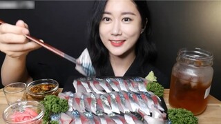 【Onhwa】2020.11.21 - Raw mackerel fillet (horse mackerel)｜Japanese cuisine sashimi eating show