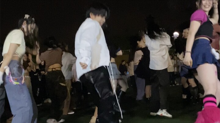 来个我们dino mr.恰版本的fighting!
