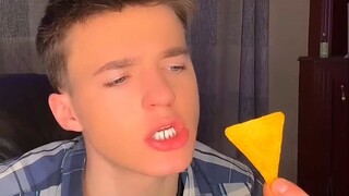 صديقك الذي يهذي دائمًا: