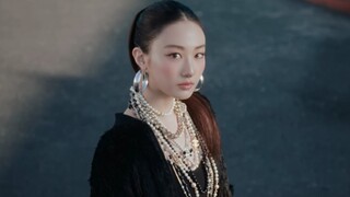 新女团MEOVV成员GAWON预告公开
