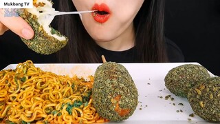 ASMR MÌ CAY TAKI XANH, VIÊN PHO MÁT, CHÓ NGÔ 6