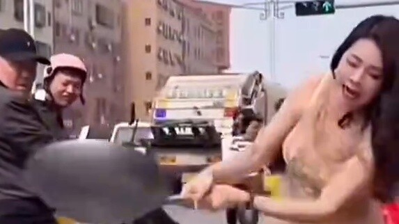 جودة الخوذة هذه رائعة حقًا...