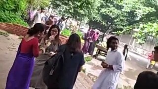 Bangladesi Girl smoking openly সিগারেট খোর মেয়ে Bangladeshi girl Smoking. #SmokerGirlOfBangladesh