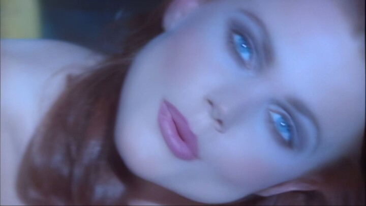 ''La Luna'' ▶ BELINDA CARLISLE