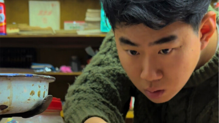 The convenience store is open! Hurry up or you'll have to wait in line!