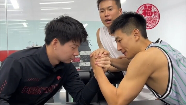 Mức độ chuyên nghiệp của kỳ thi vật tay lần này thật sự rất cao!