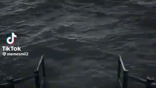 😐
