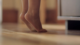 Iklan hangat McDonald's: Cinta berada pada ketinggian yang sama!