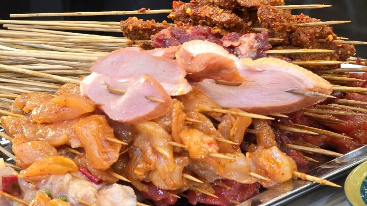 Now even a bowl of mixed noodles costs nearly 40, and all-you-can-eat skewers are 49 per person—what
