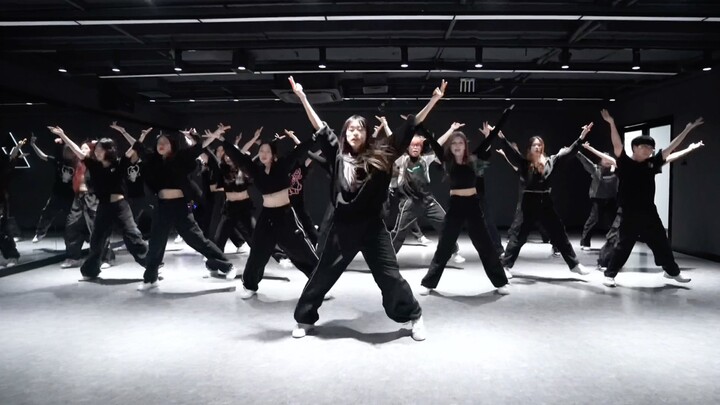 Super spectacular group dance to tripleS' new song Girls Never Die｜Y.ENT DANCE class video｜Sulfur Fl