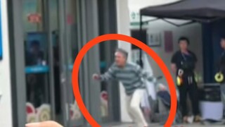 Saya bertemu Jackie Chan saat syuting dan dia bahkan menyapa kami.