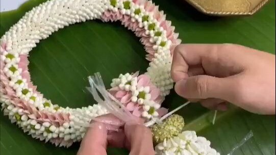 Thai Floral Art – How Much Patience Do You Need to Make This Wreath?