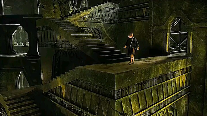 A man ventured into an underground palace to hunt for treasure and nearly lost his life.