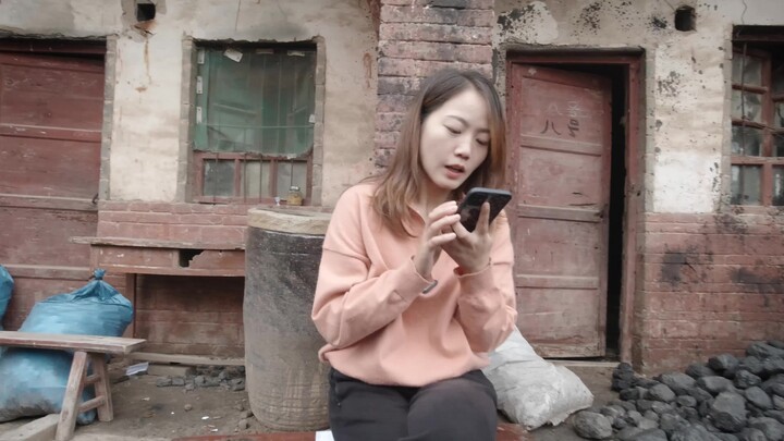 Using your dad’s hard-earned money to show filial piety to your older brother—now that’s some talent