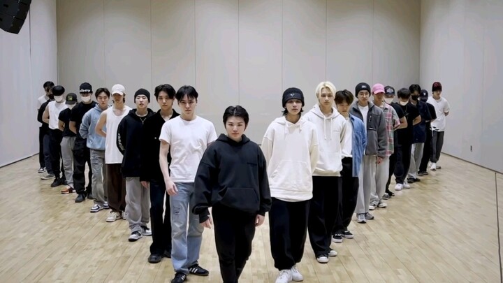 Come to learn the movement of the golden record