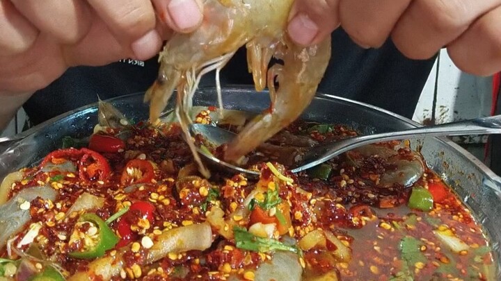 Udang mentah yang dimakan langsung, kuipnya sangat segar dan menyegarkan!