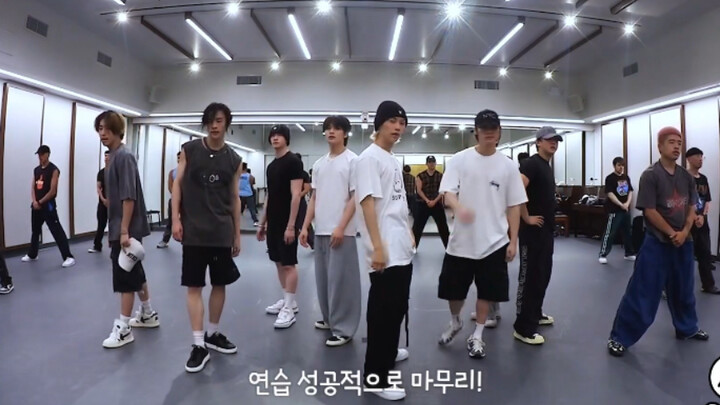 Stray Kids VMA全新编舞S-Class练习室