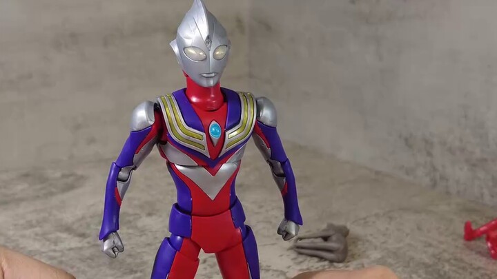 Zishu bids everyone a brief farewell! FRS Ultraman Tiga