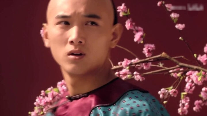 [Pangeran Keempat x Zhen Huan] “Ikat pinggang bebek mandarin merah Selir Xi masih tergantung di ikat