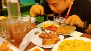 Murang Kainan sa Dasmarinas Bayan Puyings Diner