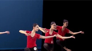 Although they only have basic dance skills, the students from Beijing Dance Academy are still eye-ca