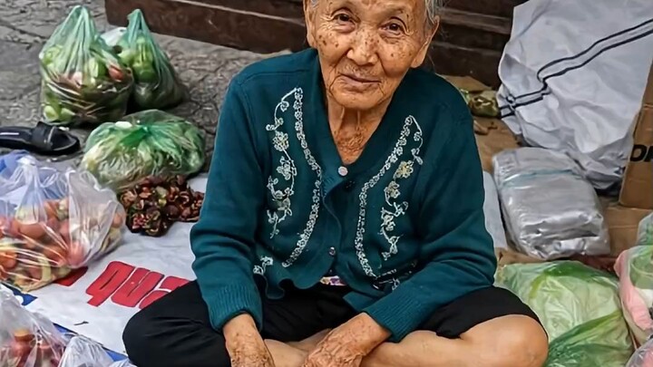 Tiệm tạp hóa nhỏ của bà ngoại..