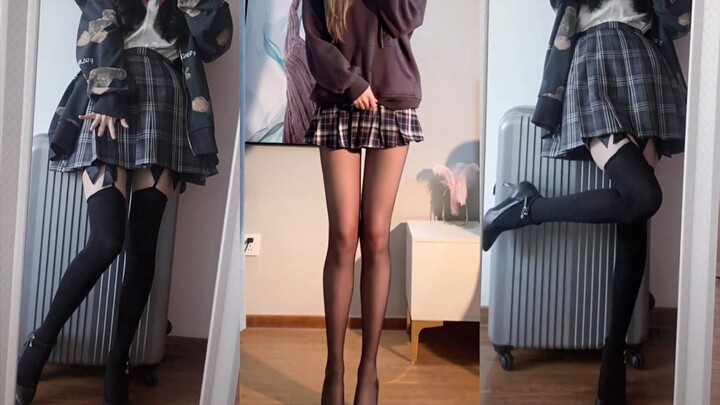 Strapless black stockings versus regular black stockings—which do you prefer?