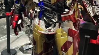 Iron Man MK43 otomatis membuka dan menutup hingga meledak, tampan dan tak terkalahkan!! Sosok model 