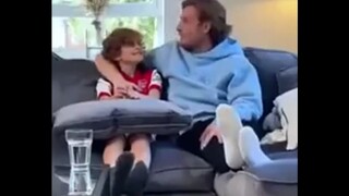 孩子还小，正是好骗的年纪……