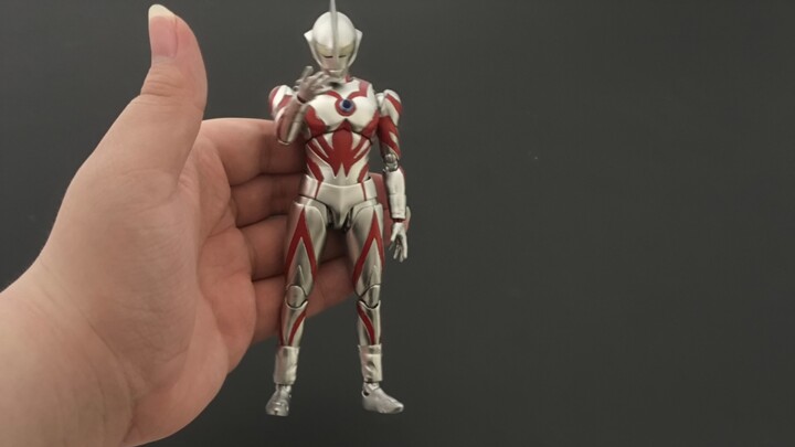 ลอตเตอรี่ Bandai SHF Ultraman จะแจกของเล่นไม่ได้เหรอ?