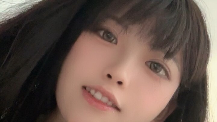 It’s mealtime—let’s treat the bros to some crispy noodles!