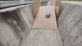 The four-wheel drive car recreates the animation's ultimate moves, so exciting!