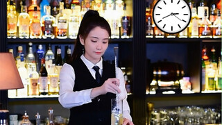 Ác mộng của người pha chế: Rượu whisky pha nước đã sẵn sàng, nhưng người pha chế lại không có mặt~