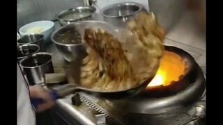 《火 力 骚 菜 王》