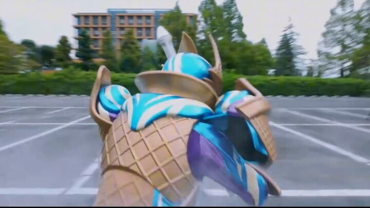 Buka Kamen Rider di jalan Naruto! ....