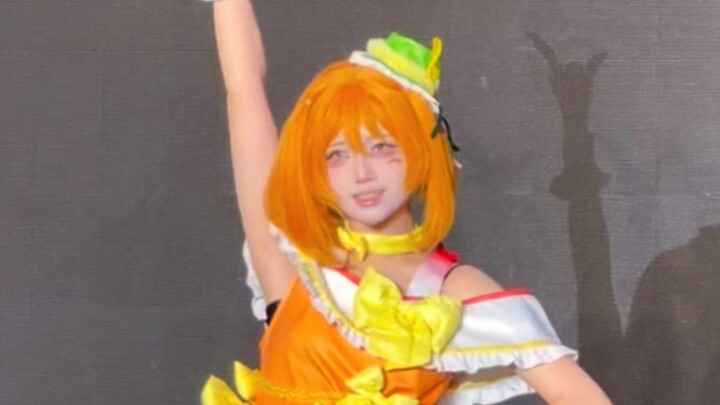 Lengkeng Menghidupkan Kembali Feimeng Girl! Rekaman Langsung Yang Song’er – “Xin Hua Nu Fang”