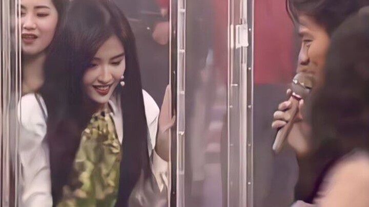 Nếu Versailles có cấp bậc, những người này có lẽ sẽ trở thành nữ hoàng.