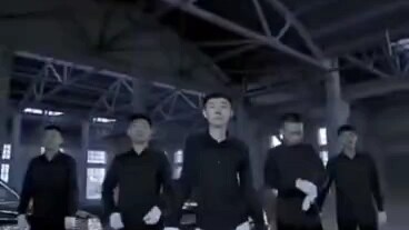 แม้แต่เพลงศักดิ์สิทธิ์ของไพ่ก็สามารถควบคุมได้