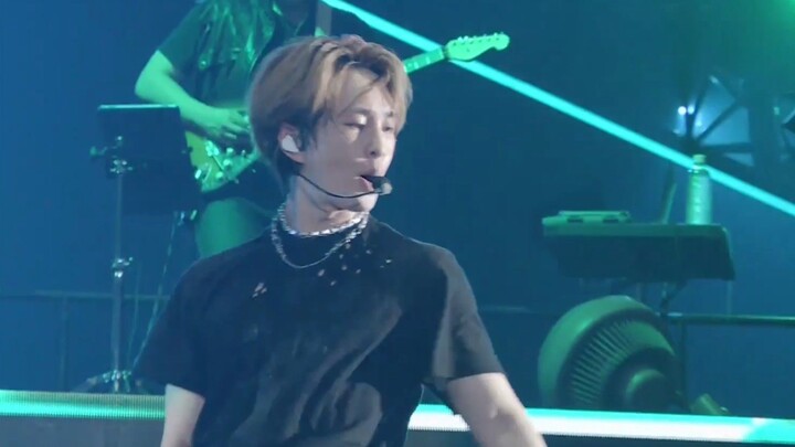 Shinee in japan