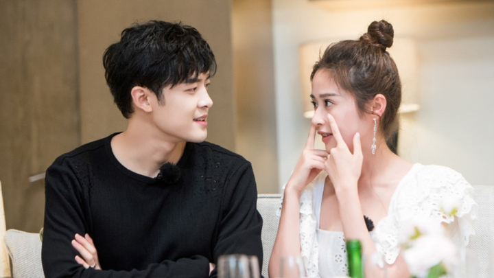 “ฉันอ้อนวอนอย่างยากลำบากกว่าจะได้มานะ” “ที่รัก ฝากเราไว้กับเวลาเถอะ” คู่จิ้นสุดฟิน/รวมคลิปหวานๆ /ฟู่