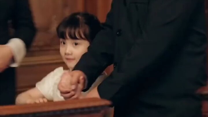 Nenek buyut berusia 18 tahun datang, memulihkan kejayaan keluarga (1)