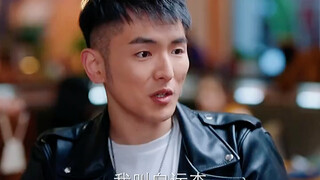 Người mẹ phát hiện con gái mình đang chơi với một bạn nam cùng lớp. Bà quyết định làm vậy vì sự an t