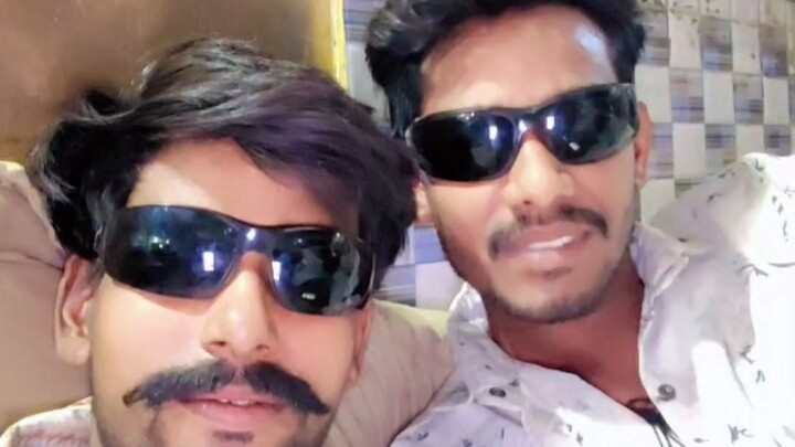 Dosti + Bakchodi = Unlimited Comedy 😂🔥Hashtags:#funny #comedy #like_______________comentns❤✌share_
